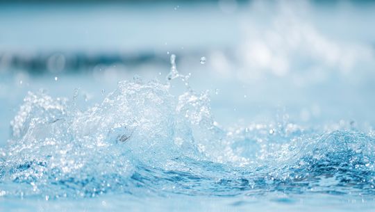 institut_drnuss_news_AI_water_splash_pool